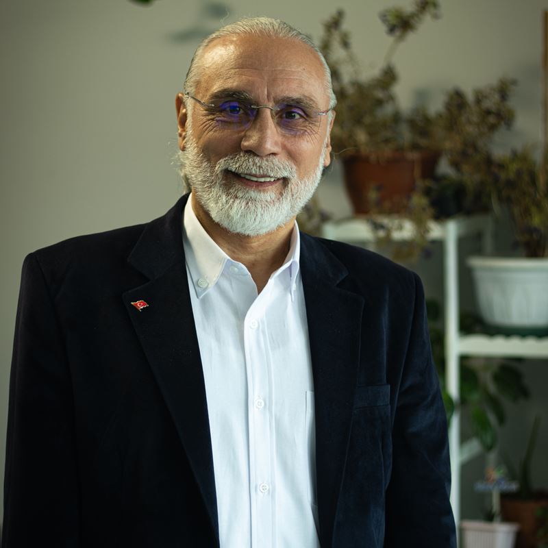 Eylem Amacıyla Güzeldir kitabının yazarı M. Abdullah Yılmaz
